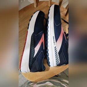 Brooks Men's Beast 20 sz 11.5